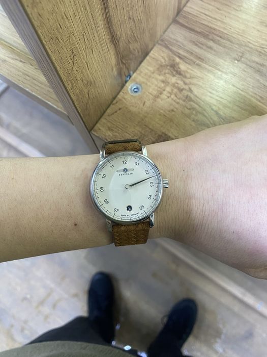 Часы Zeppelin 8643-5