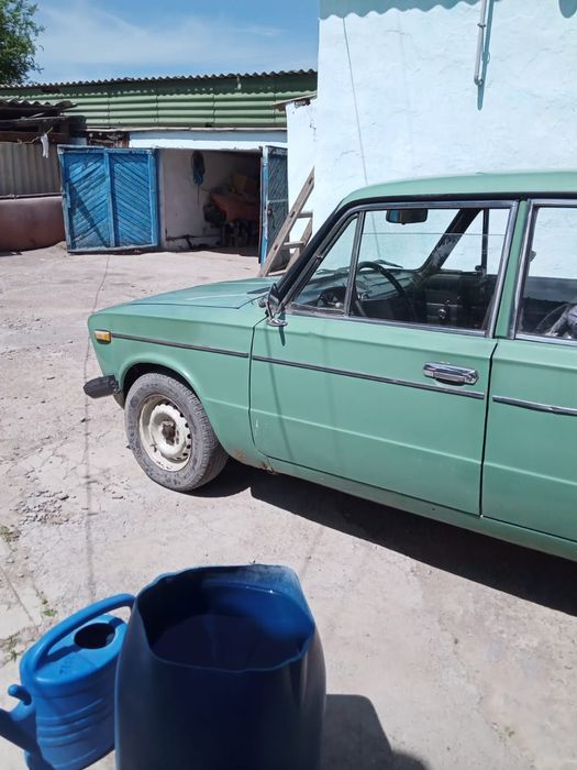 Автомобиль Ваз 2106 торг уместен