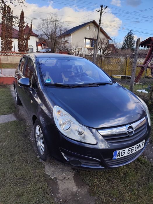 Vând Opel CORSA D