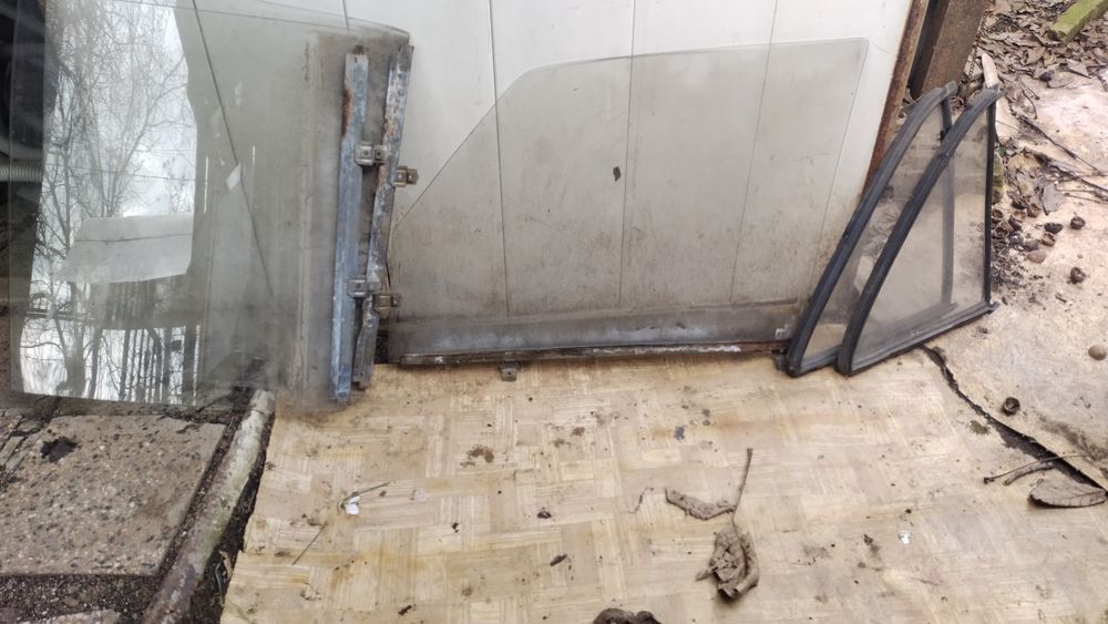 Части за Мерцедес 123