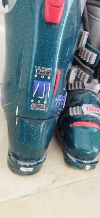 Clăpari ski stare foarte buna