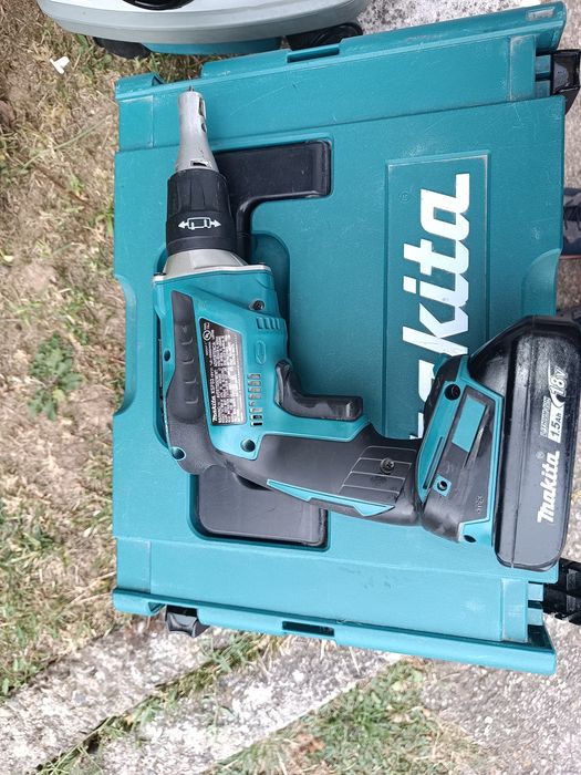 Оригинално Makita XSFO3