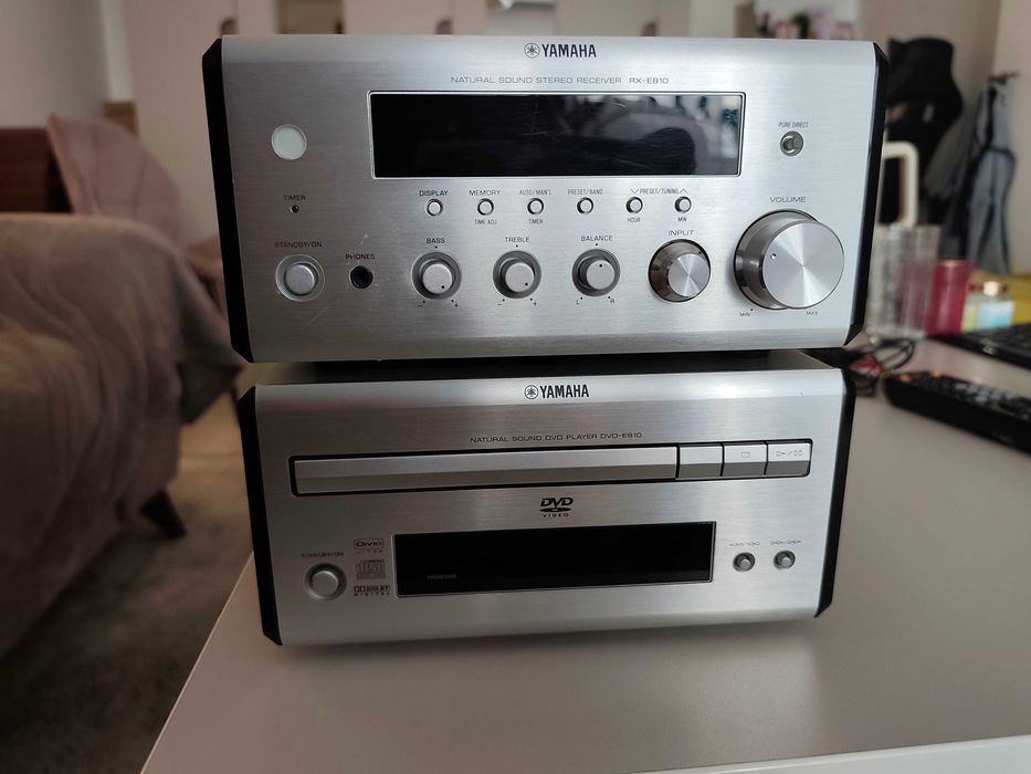 Yamaha RX-E 810 si DVD-E 810 in stare exceptionala, ambele la 500 Ron!