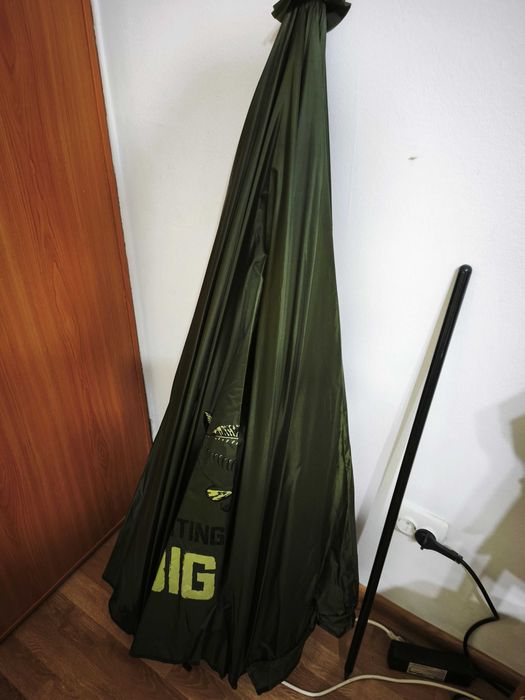 Umbrelă cu paravan Delphin BigOne Carp 250cm – Set complet, ca nou