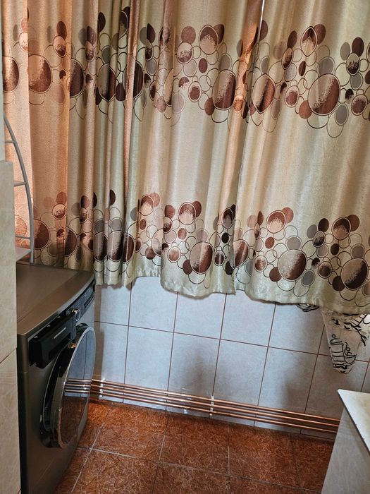 Inchiriez apartament 2 camere