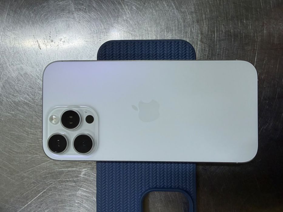 Продается iphone 16 pro max