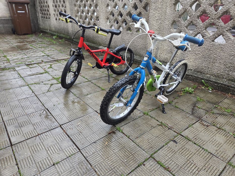 Vand o bicicleta 16 inch si set roti ajutatoare