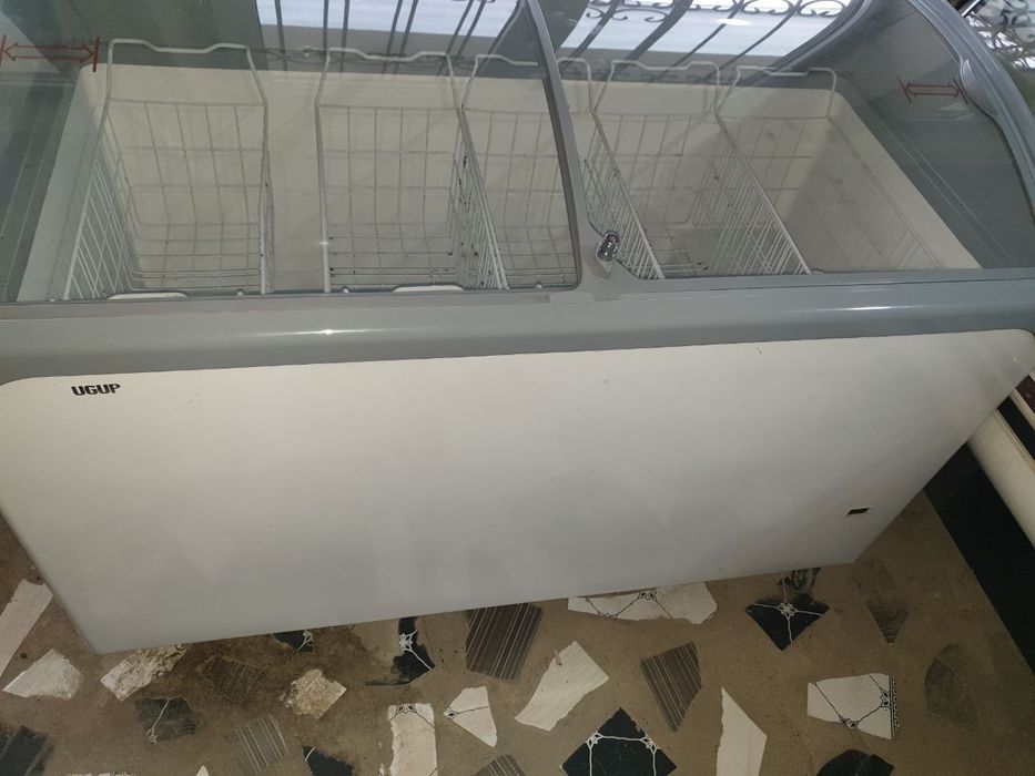 Морозильник Ügur