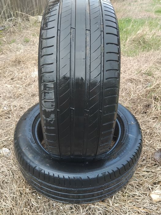 Vând anvelope Michelin  Continental
