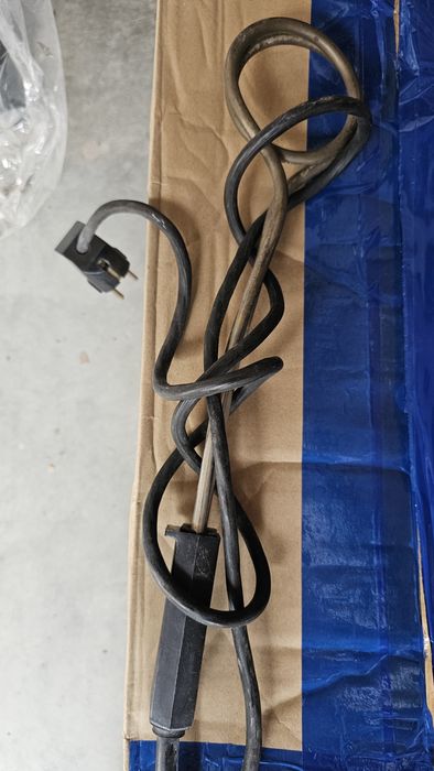 Стари социалистически уреди и съдове