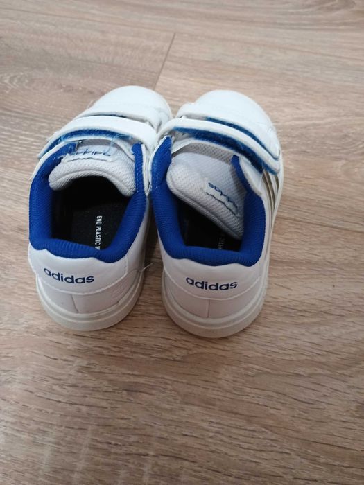 Детски обувки Adidas