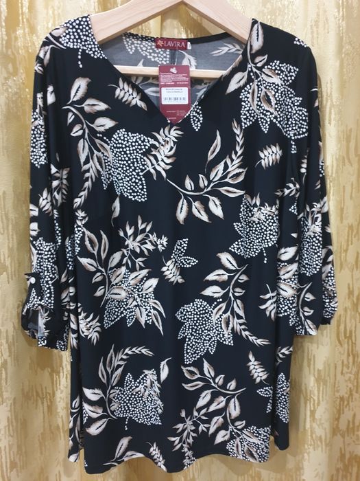 Продаю женскую кофточку