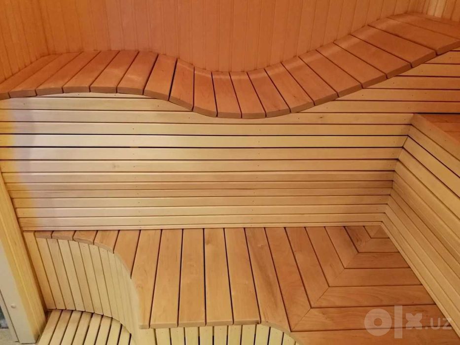 Лак для паркета из Италии, без запаха. Гиполергенная на водной основе.