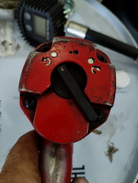 Продавам гайковерти