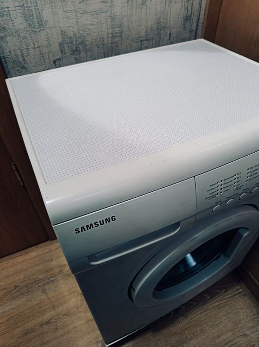 Продам стиральную машинку Samsung