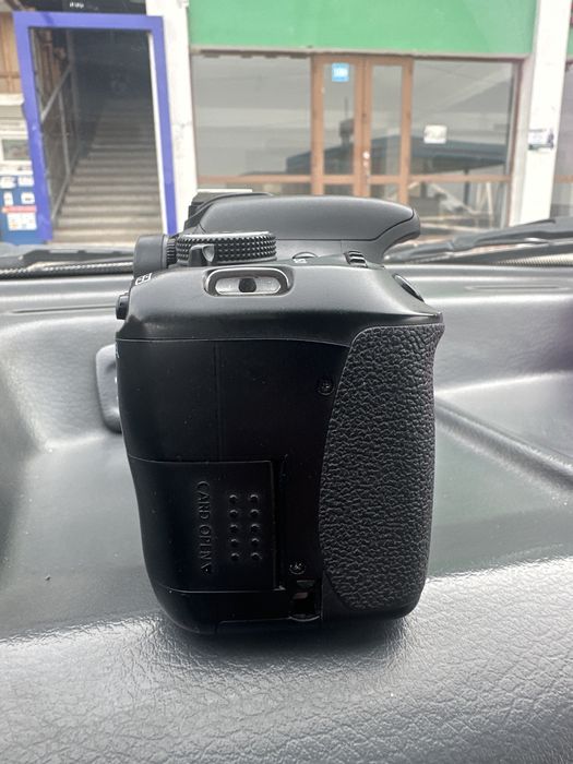 canon  EOS 600 d ef-s 18-55 IS II Kit