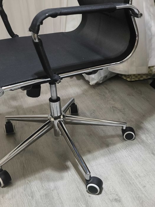 Кресло офисное Woodline