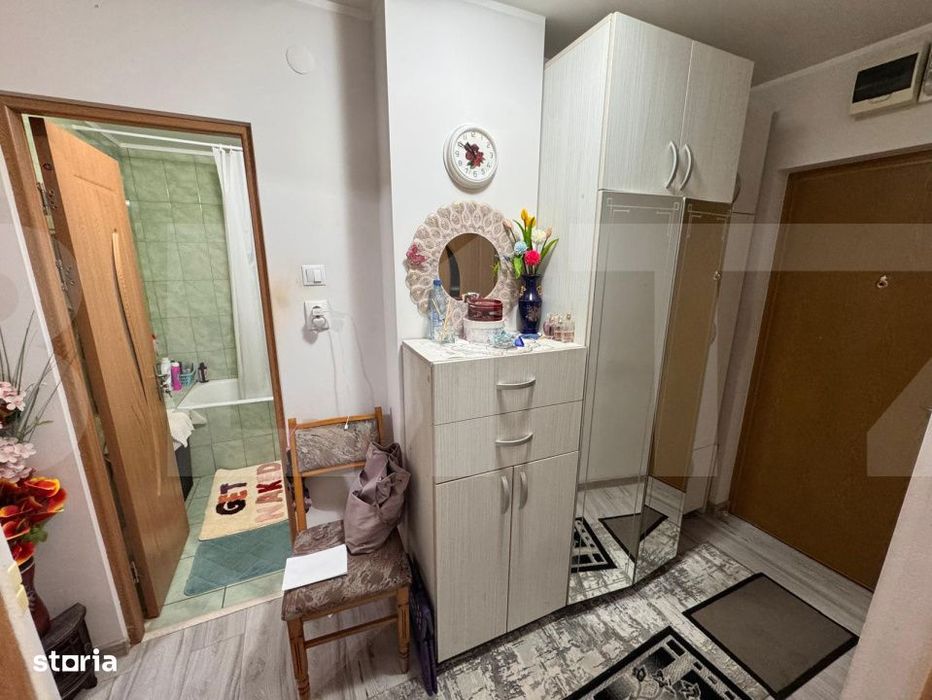Garsoniera renovata, etaj 3, langa Uvertura Mall – zona Grivita