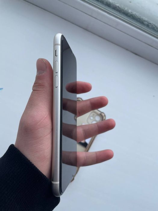 обменяю айфон 11