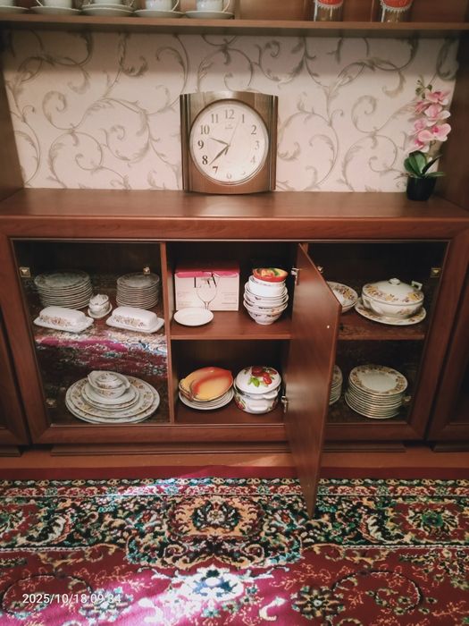 Горка, стенка бу