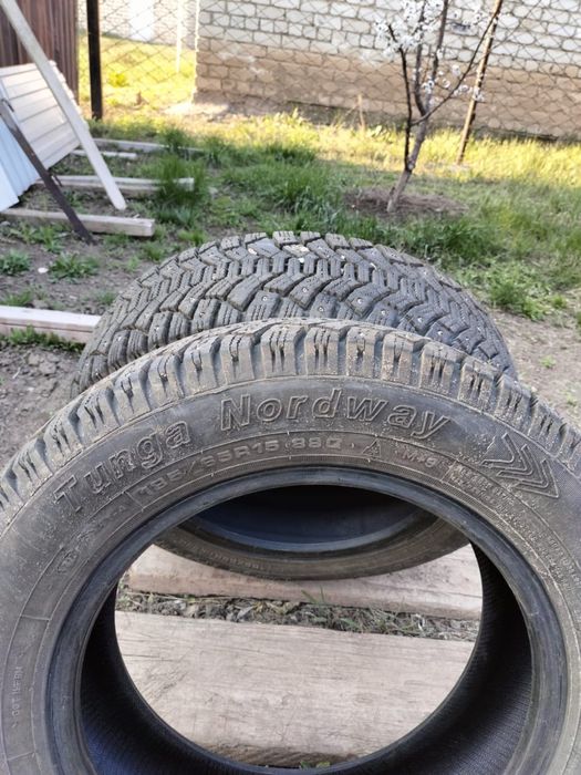 Колесо зимний шипованный