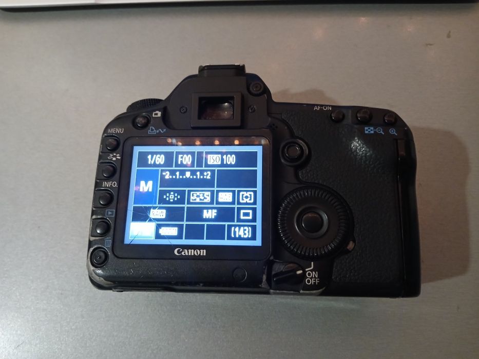 Canon 5D Mark ii 2 body