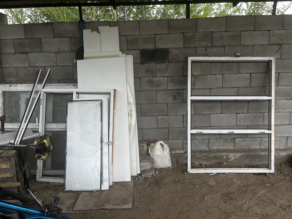 Пластиковое окно б/у