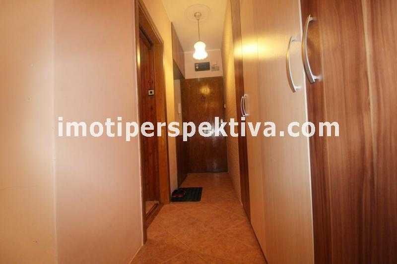 Продава се Тристаен апартамент в Пловдив, Център - 68 кв.м за 2011 €/кв.м - Снимка #15