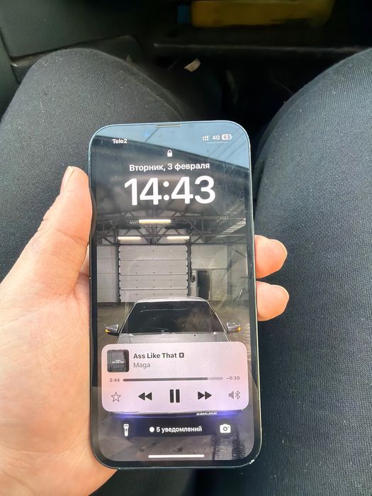 Продам Айфон 14.