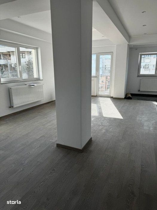 Apartament, 3 camere, 100 mp , zona centrala — fotografia 3
