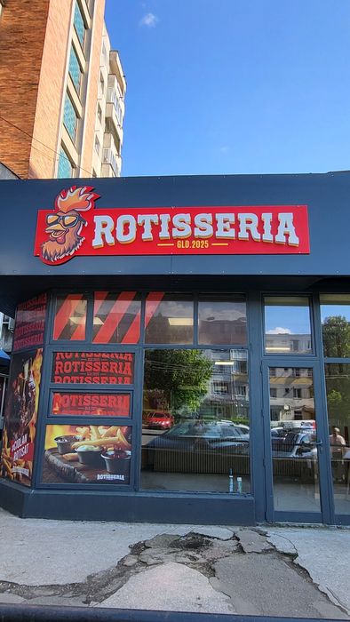 Reclama litere volumetrice iluminate