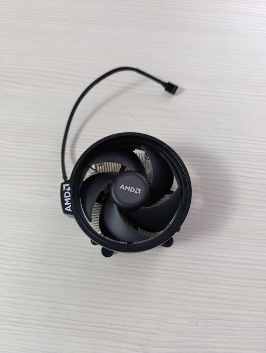 Cooler AMD Wraith Stealth STARE FOARTE BUNA