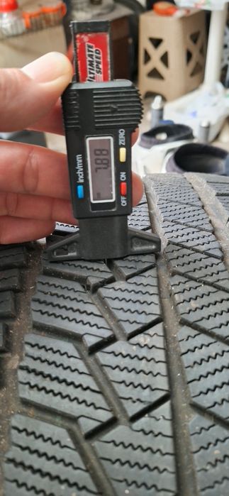 Продавам зимни гуми Continental Wintercontact 19цола спорт пак