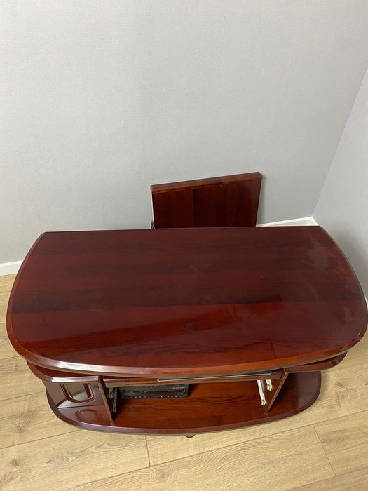 Тумба под домашний кинотеатр