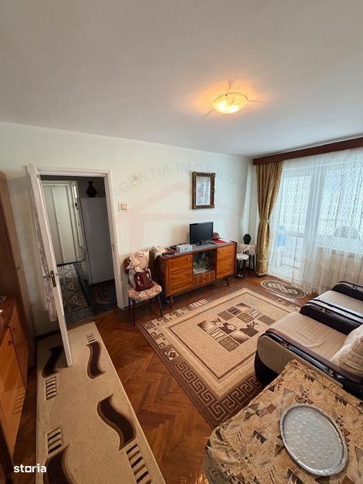 Vanzare apartament cu 4 camere in Micro 13, etaj 3, pret 65 000 euro