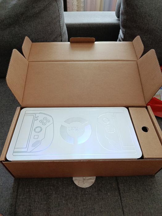 Lenovo legion go S 32 ram/1 tb Steamos