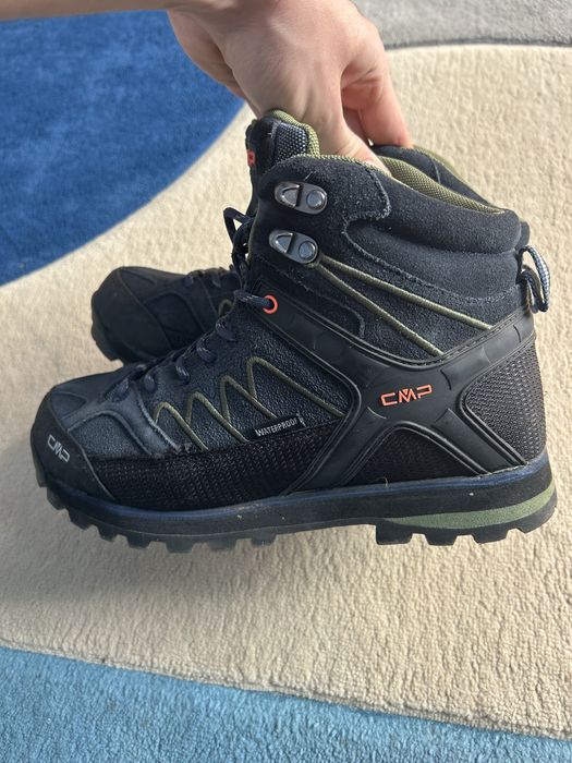 Ghete cmp moon mid