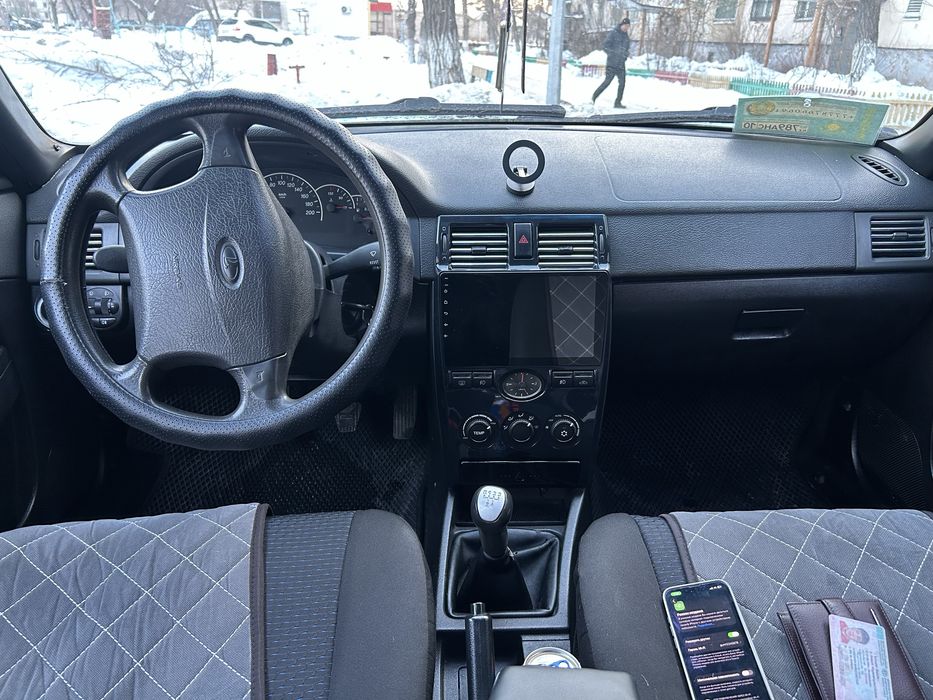 Продам приору 2011 год