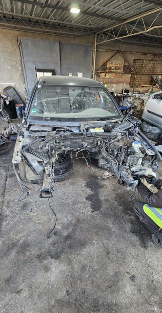 Piese Volkswagen VW Passat 2004 2.0 TDI MT (136 hp)