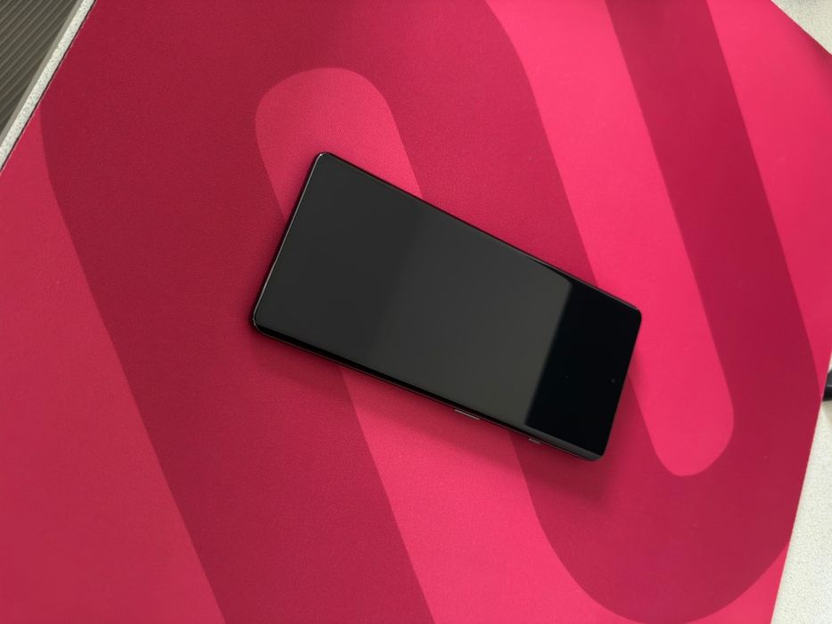 продам One Plus 11R