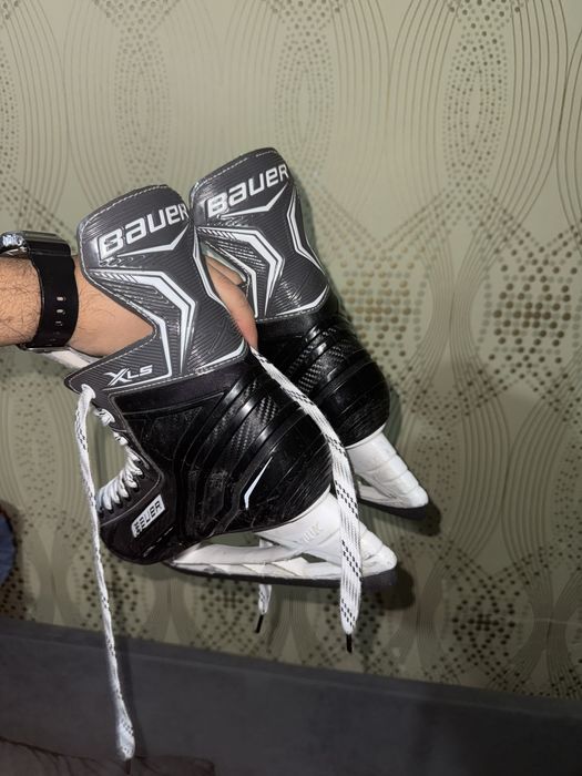 Коньки Bauer XLS