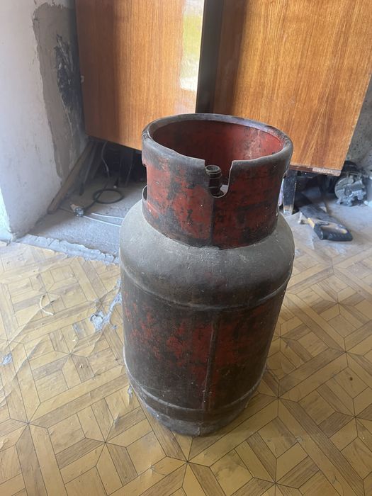 Продам газ балон
