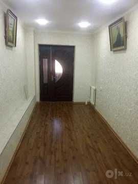 Продается квартира. Осиё 4/4/4, 100 м2, 77-серия