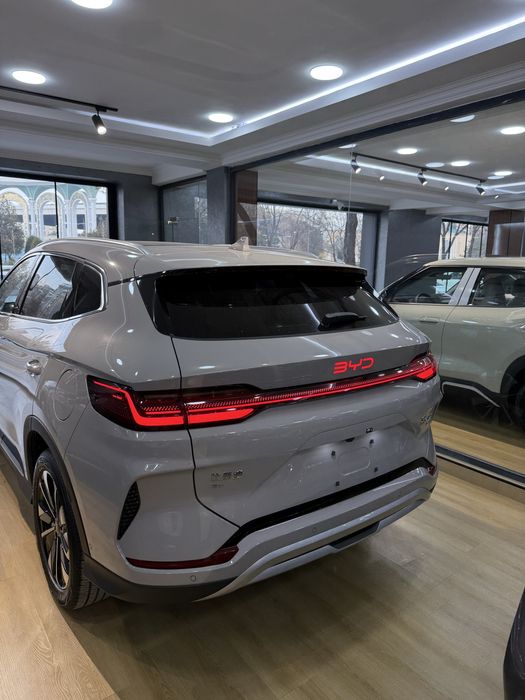 Byd song champion 605km