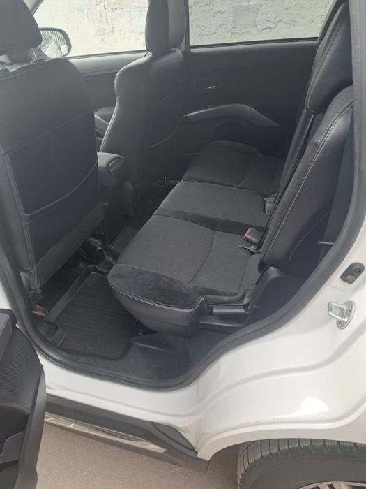 Mitsubishi Outlander 2. 0 LPG Automatic   2010 г.   162 000 км