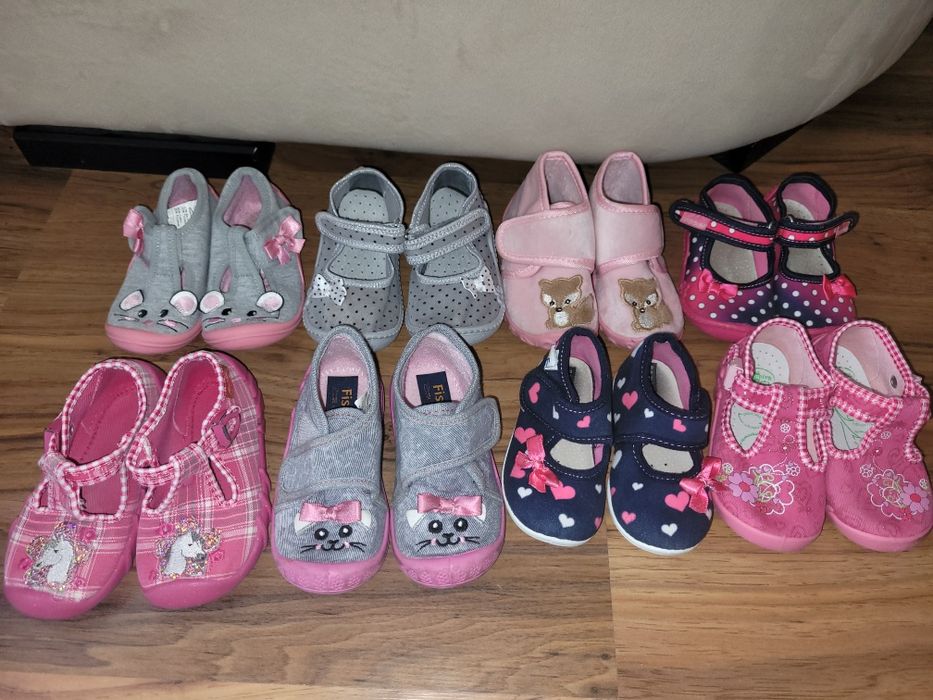 Пантофи за момиче