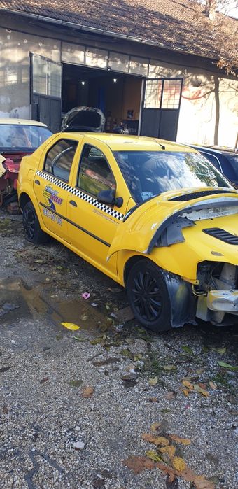 Дачия Логан седан .