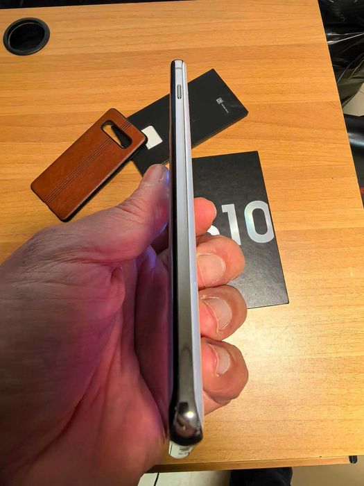 Samsung S10 128gb cu 8ram