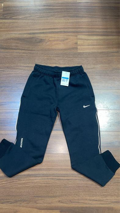 Pantaloni nike nocta