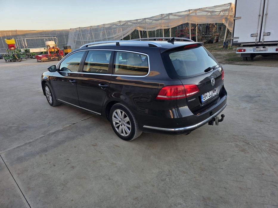 De vânzare Volkswagen  Passat  2011